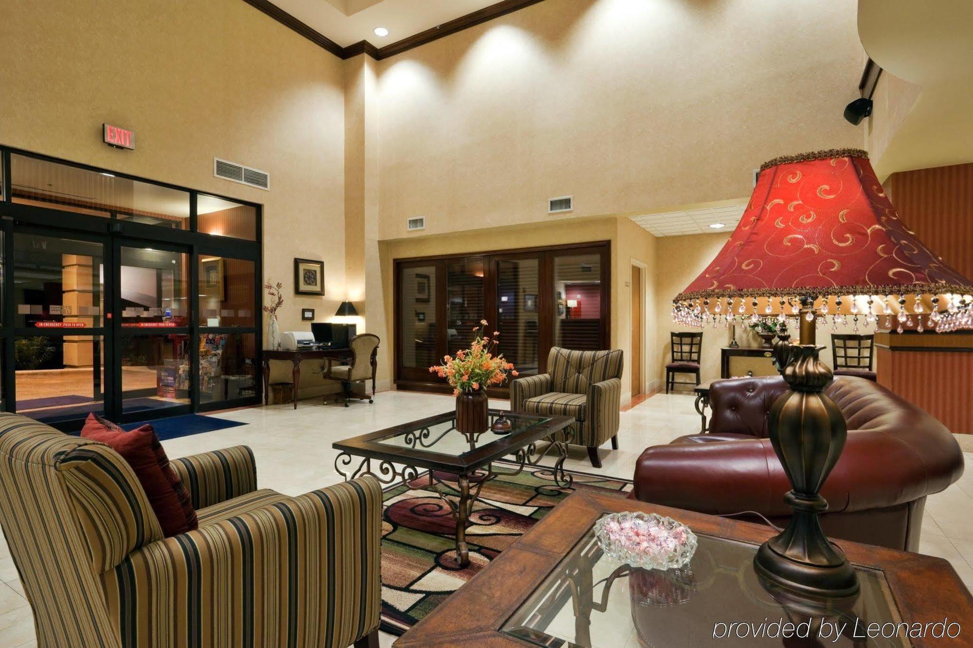 Express & North By Ihg Austin