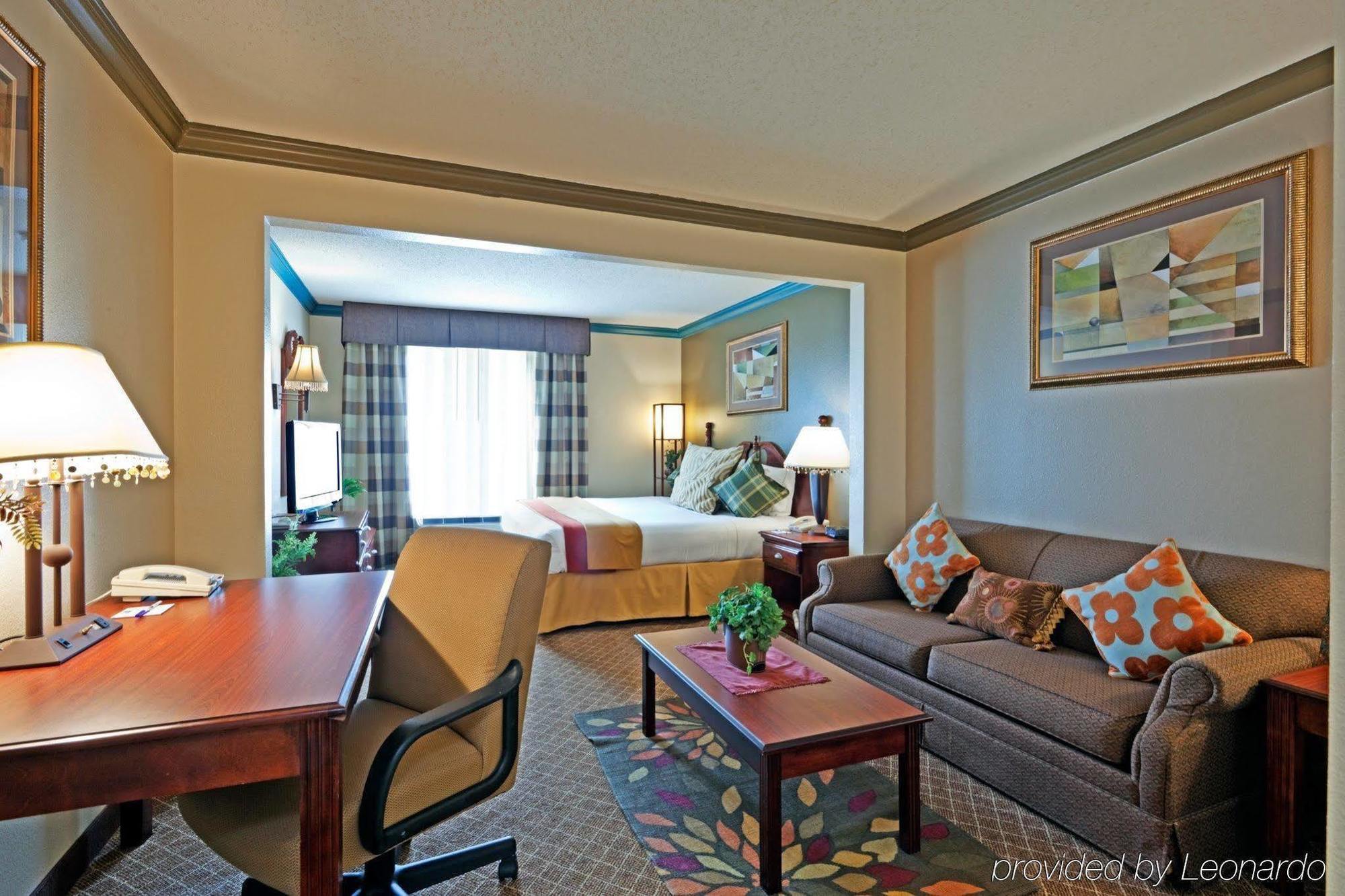 Express & North By Ihg