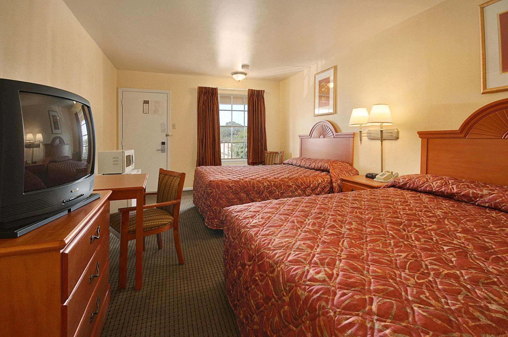 Motel Super 8 By Wyndham Downtown/capitol Area Austin