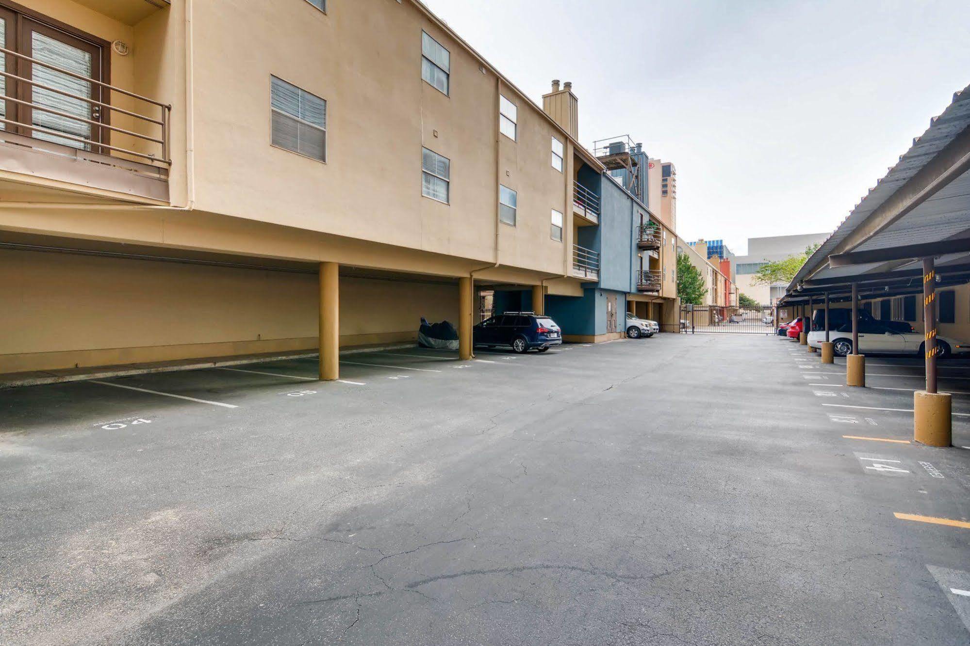 Penthouses At The Railyards Apartment *