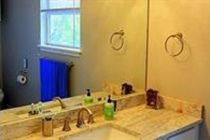 Apartment Guest Spaces - Vacation Austin