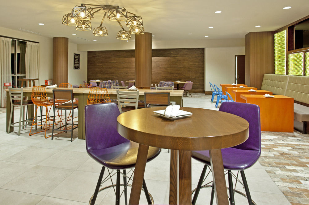 Indigo Downtown - By Ihg Hotel Austin