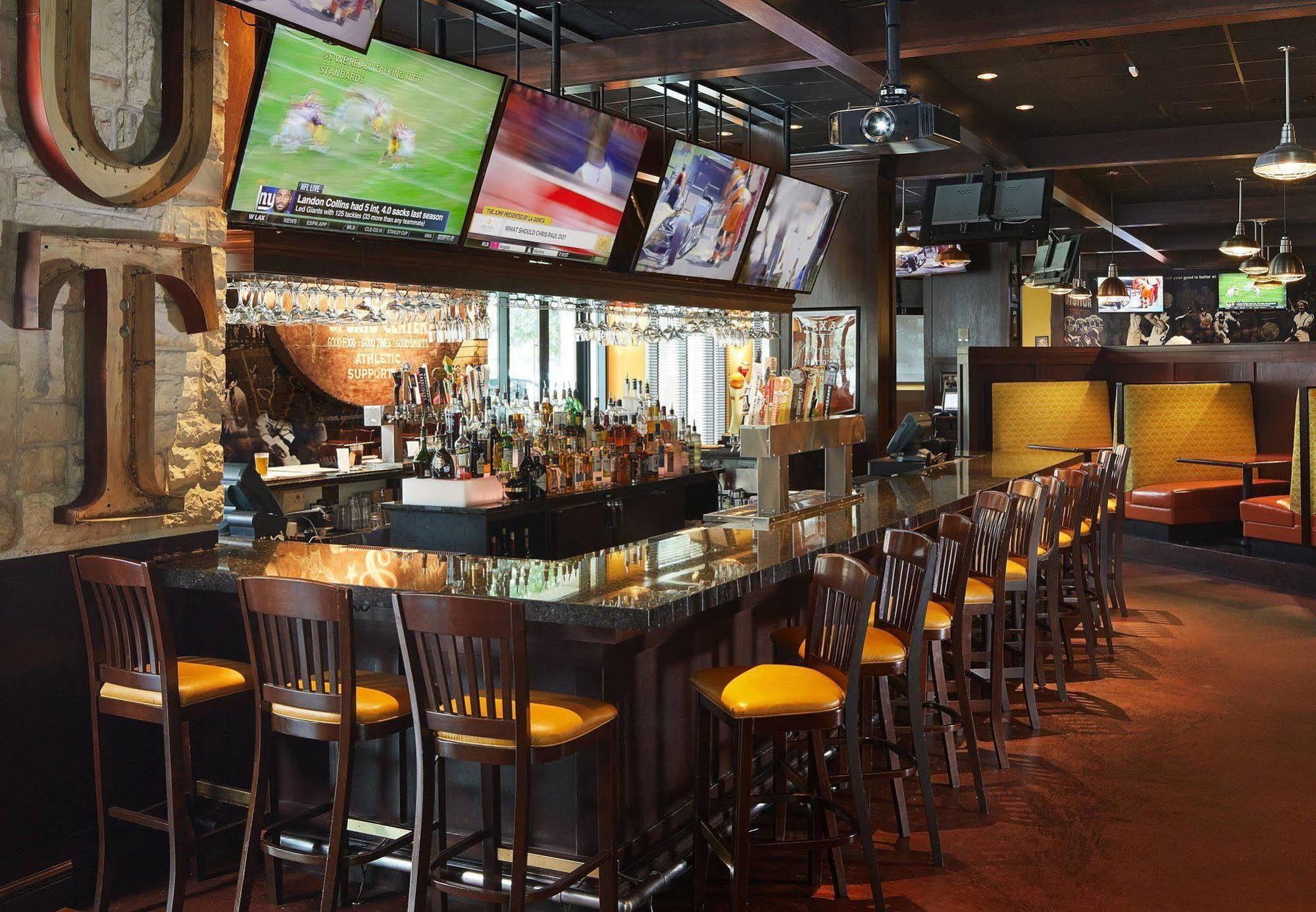 Downtown / Convention Center 3* Austin