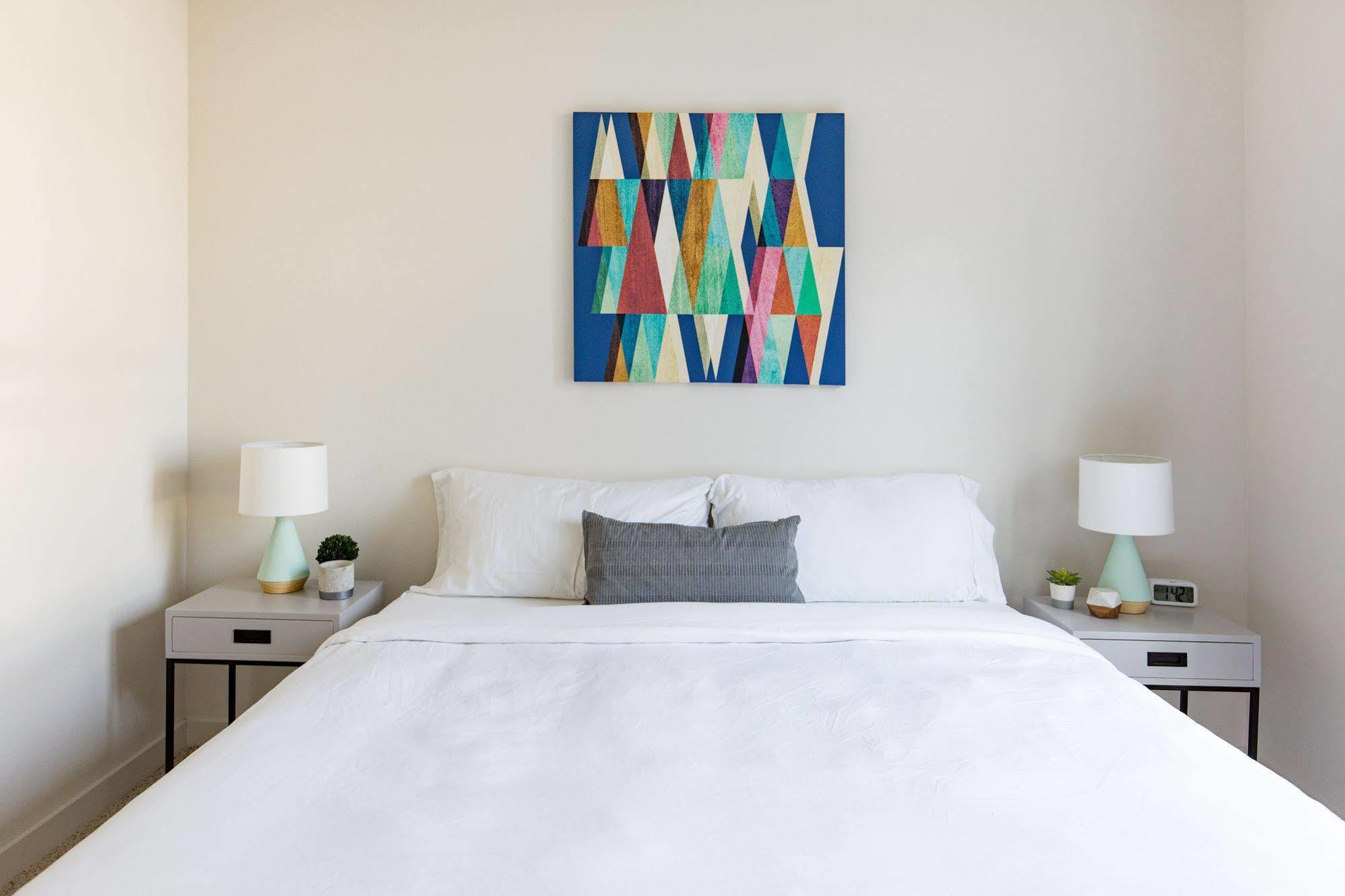 Locale Austin - Rainey Street Apartment