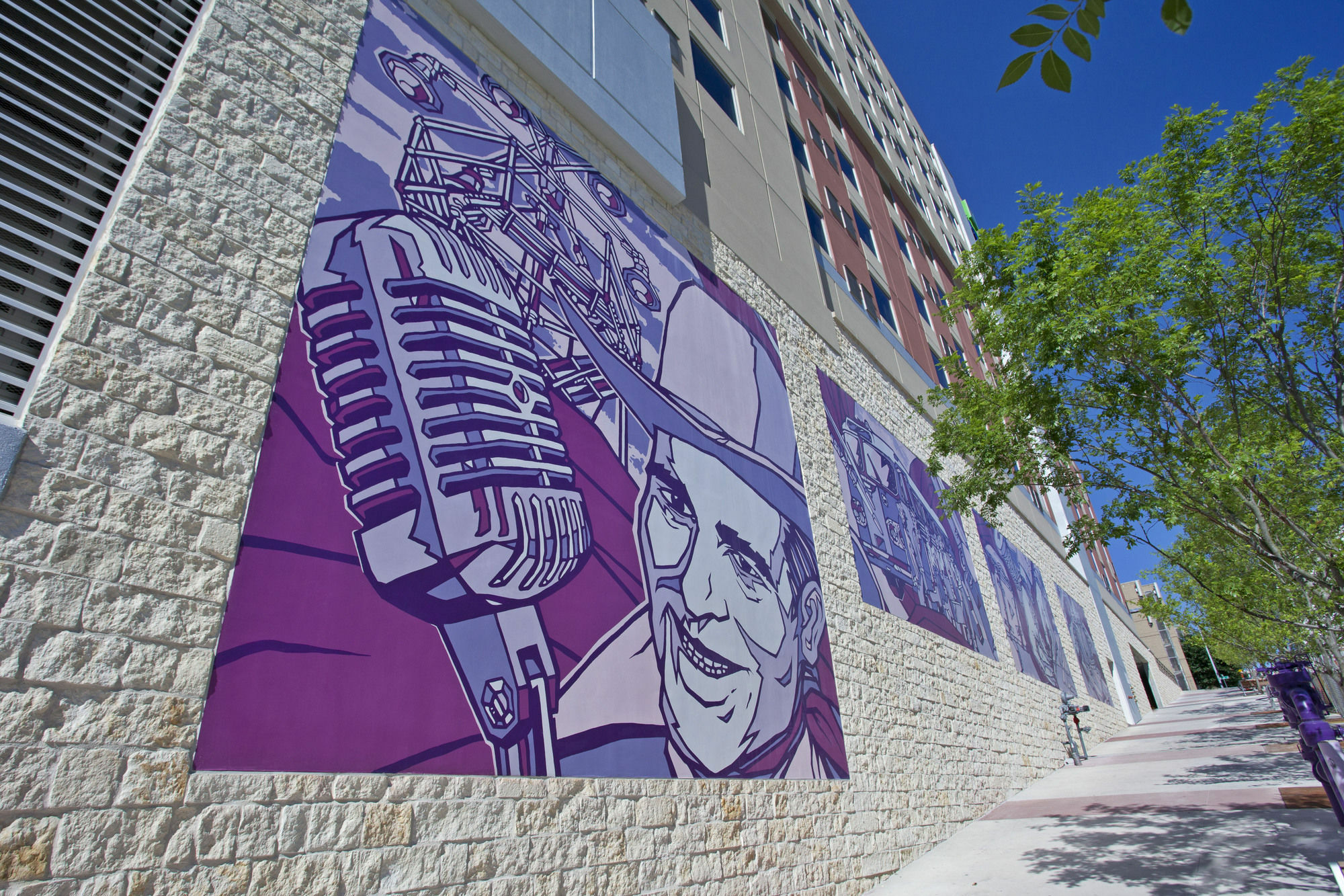 Indigo Downtown - By Ihg
