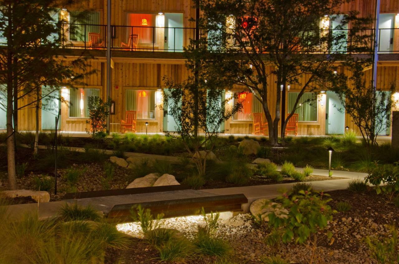 Hotel Lone Star Court, By Valencia Collection (adults Only) Austin