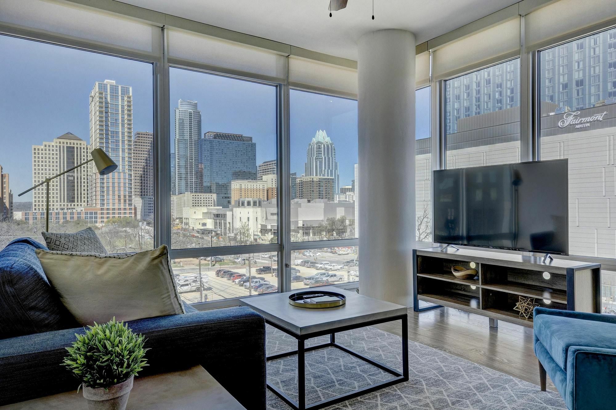 Locale Austin - Rainey Street