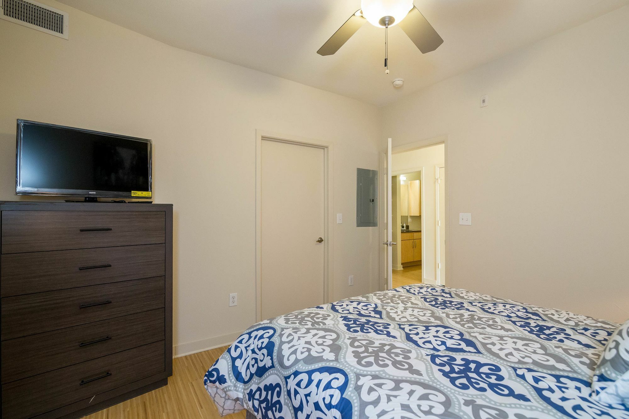 South Lamar Exclusives By Yourent Apartment *