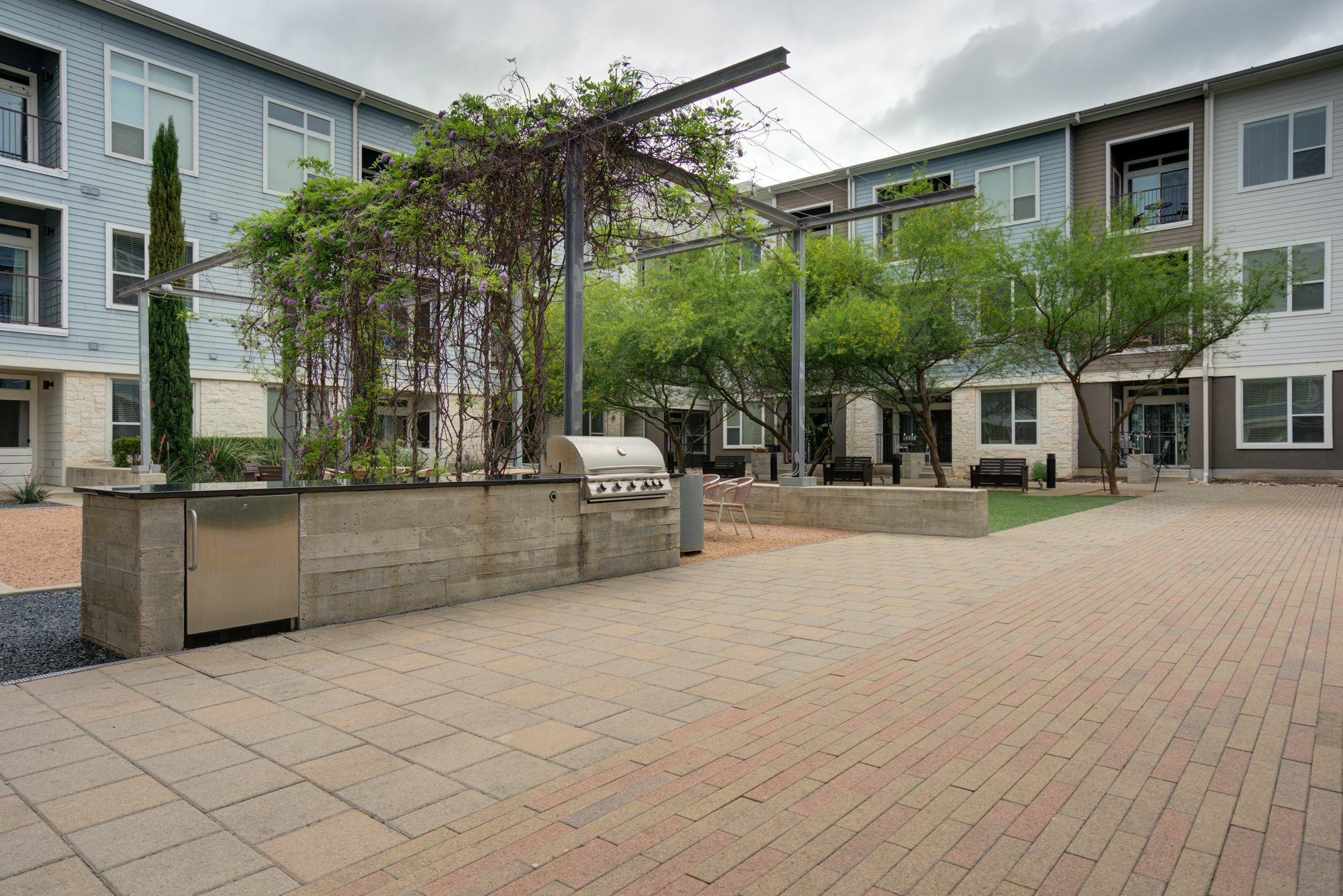 Locale Lakeshore * Austin