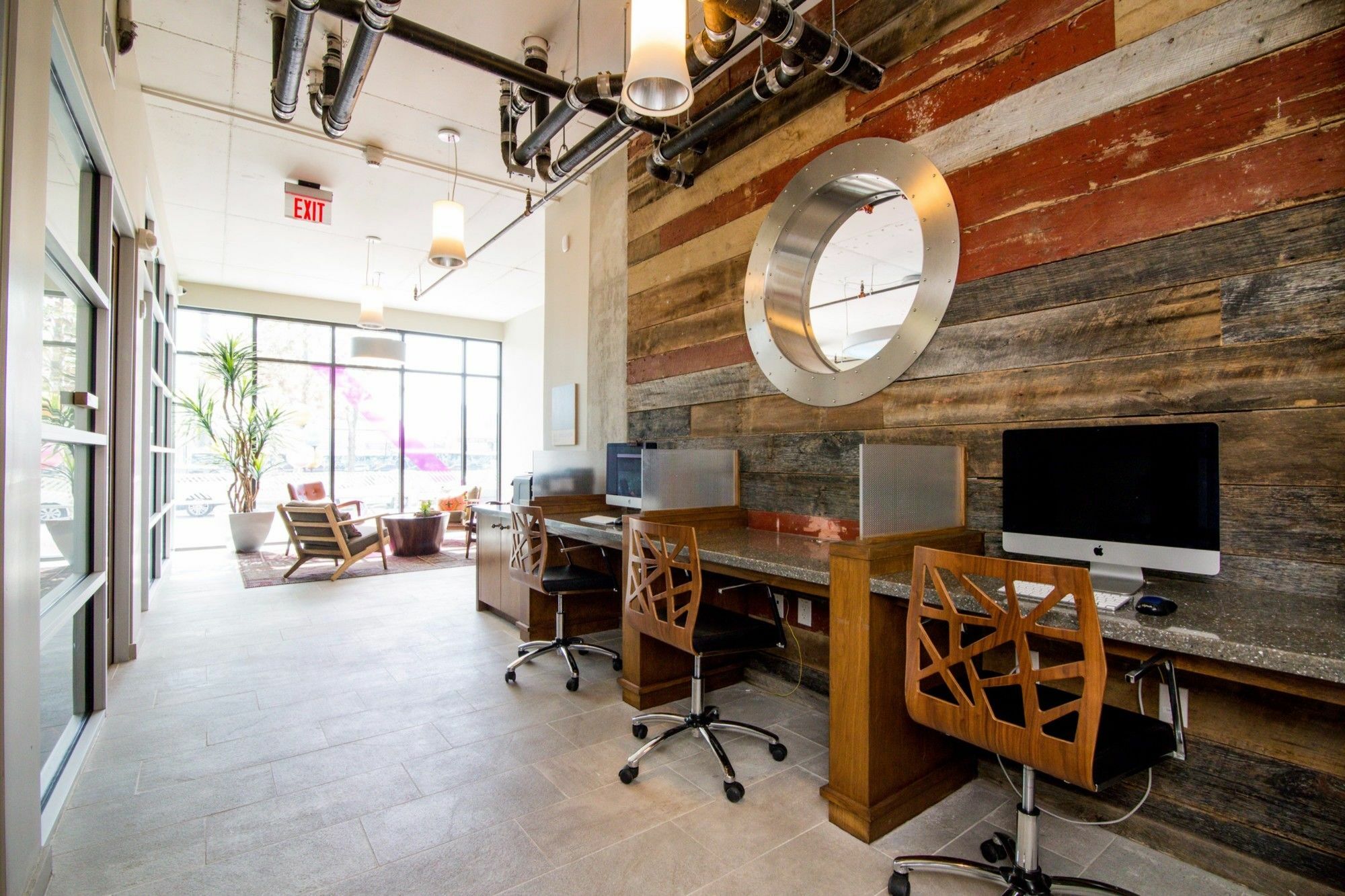 Apartment 6th Street Exclusives By Yourent