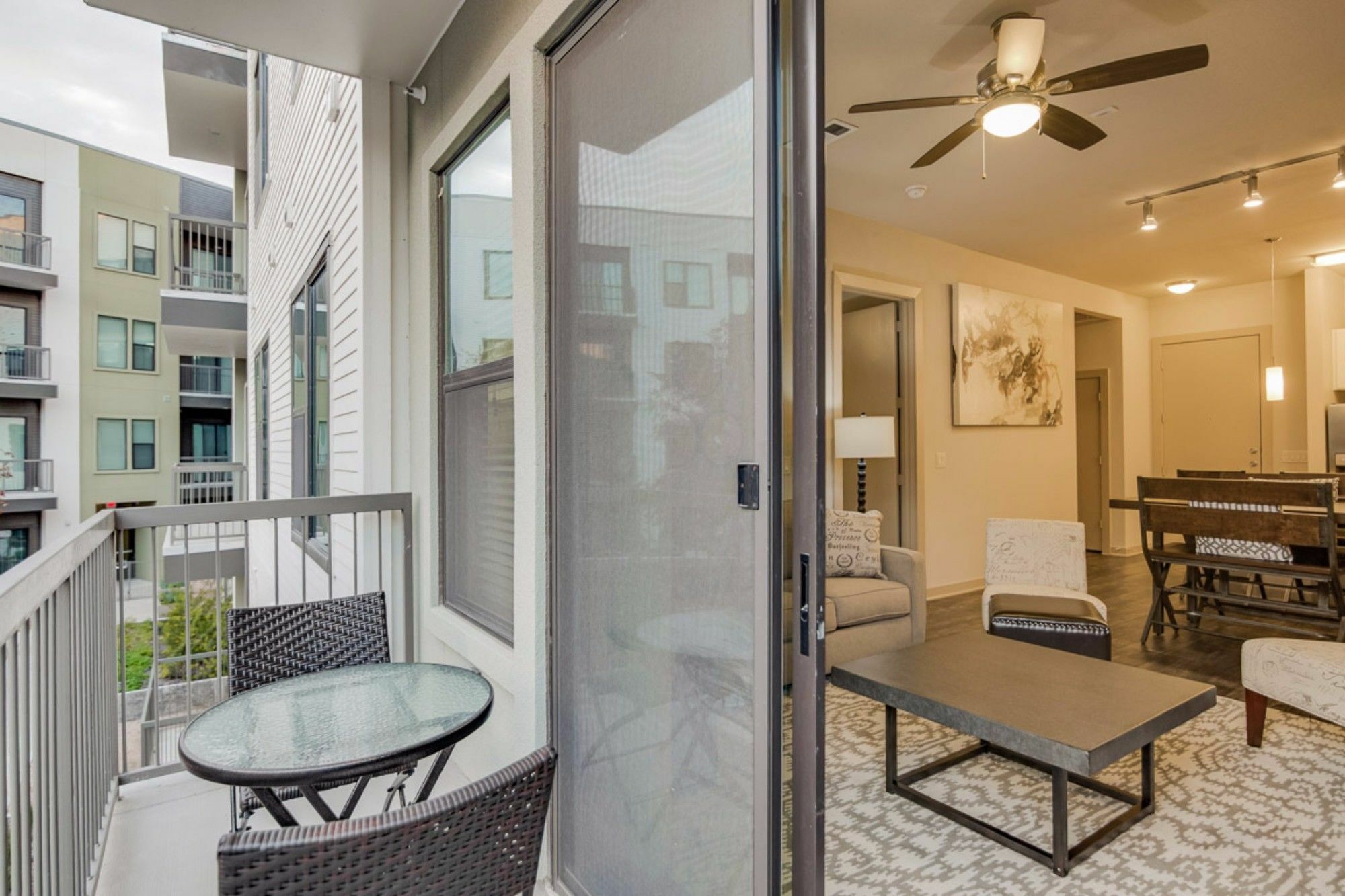 Apartment Park By Yourent Austin