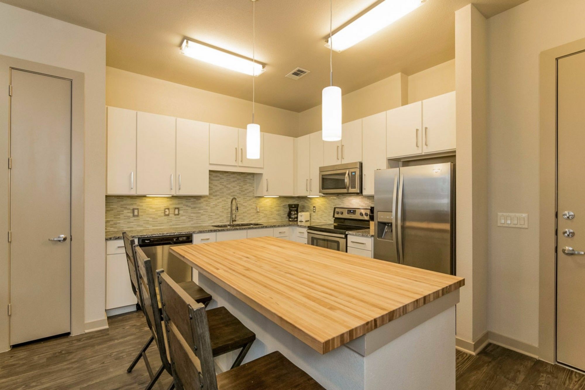 Apartment Park By Yourent Austin