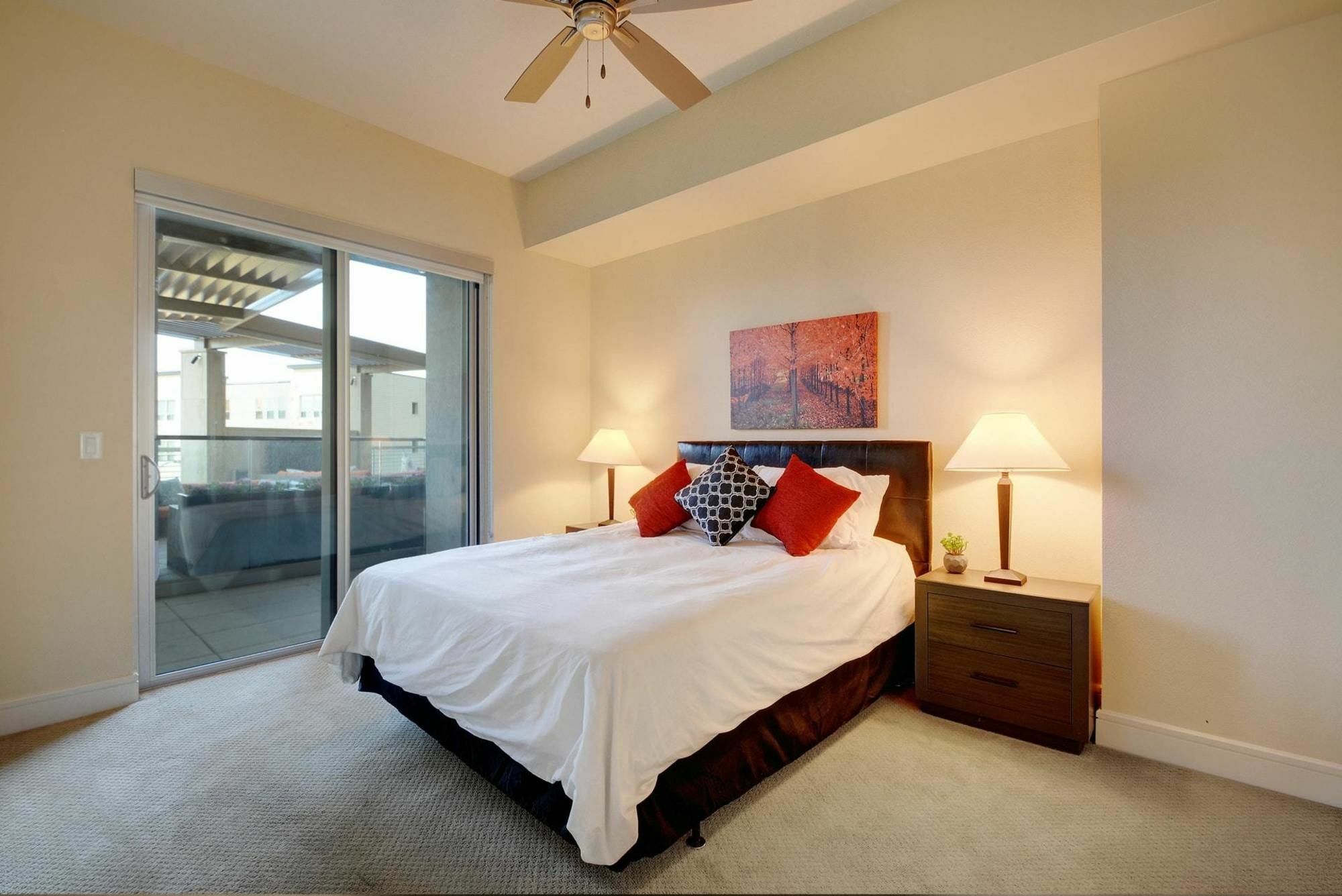 Apartment 214 Barton 1br 2br *