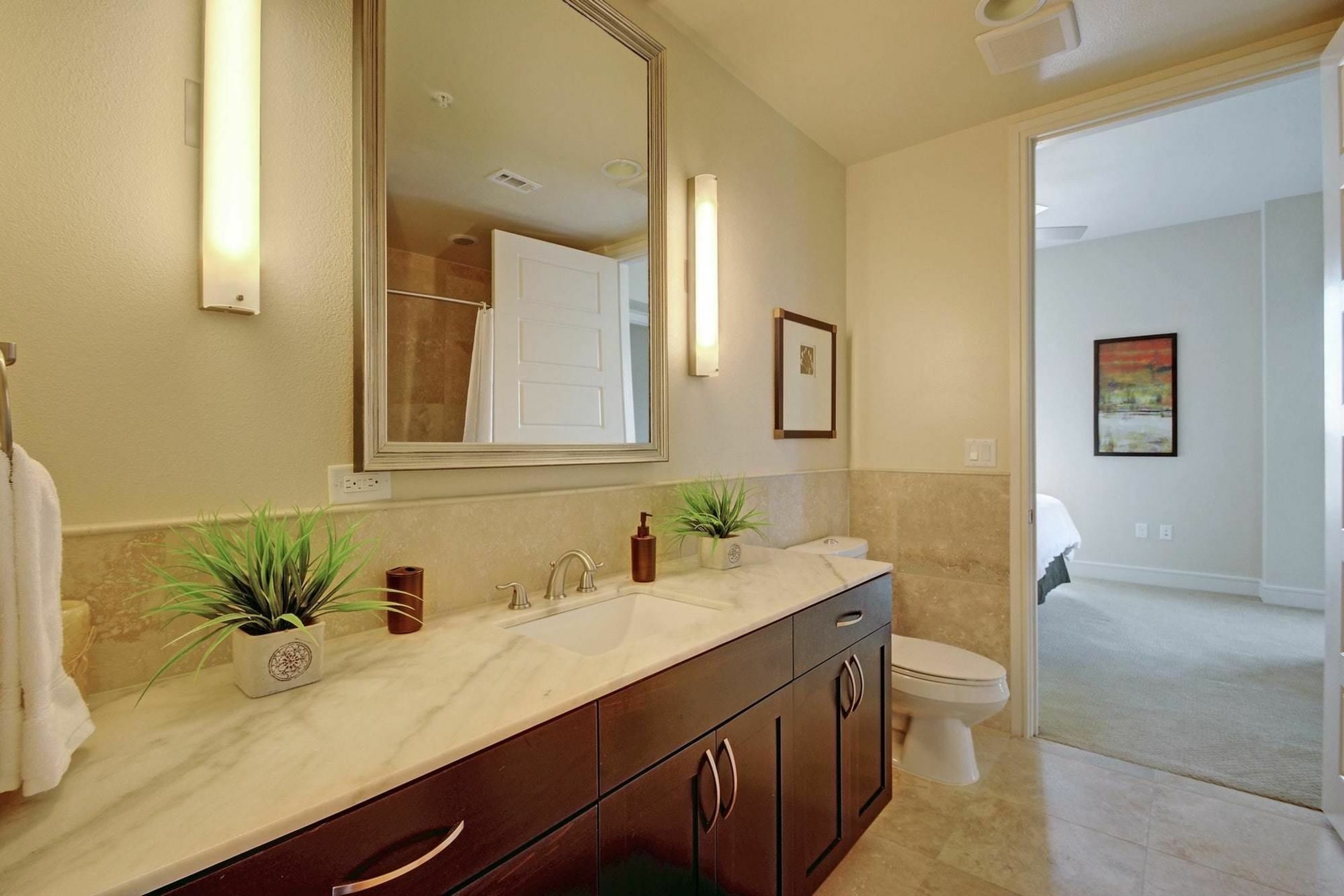 214 Barton 1br 2br *