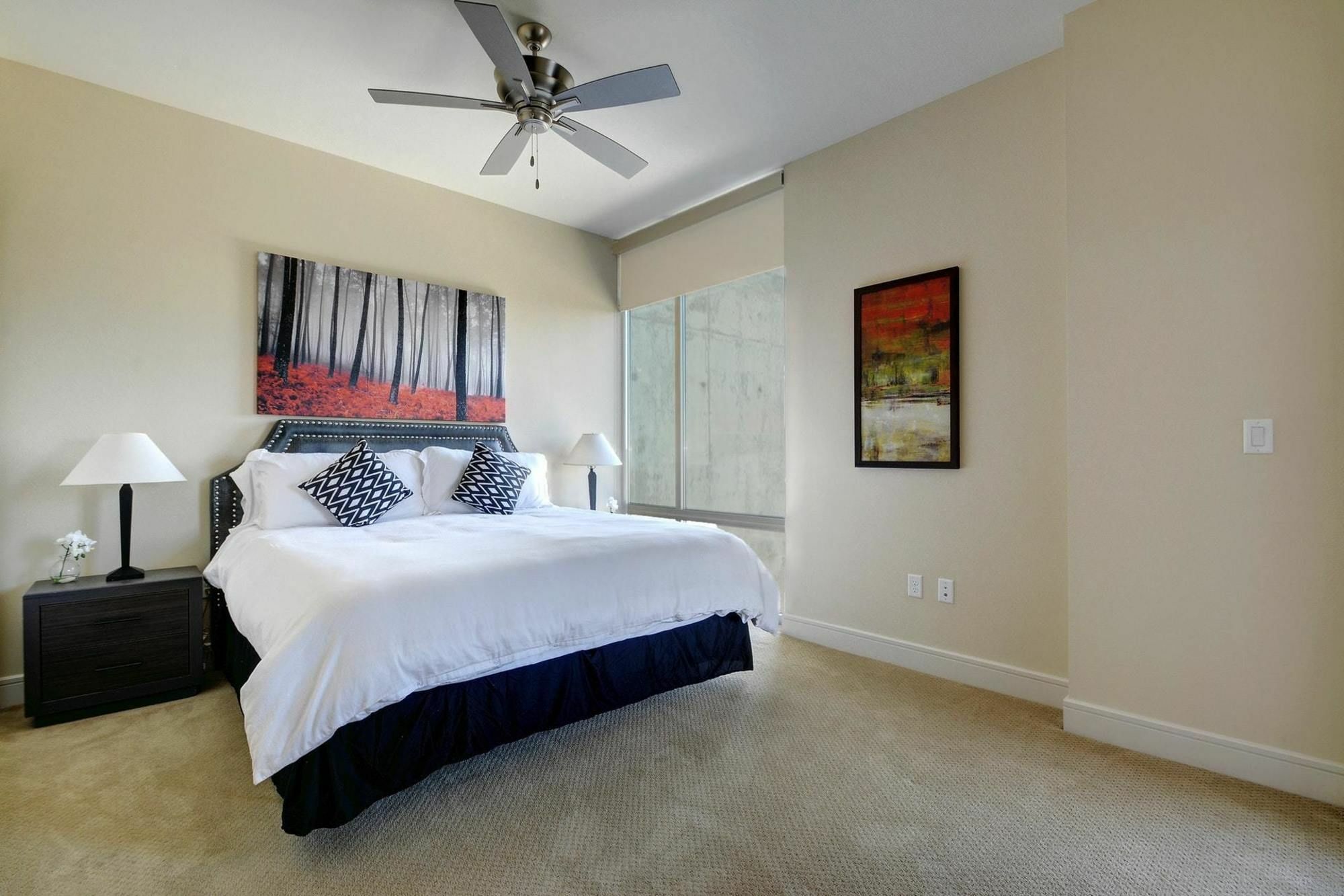 214 Barton 1br 2br Apartment *