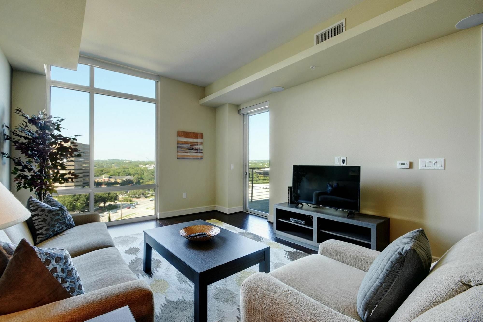 Apartment 214 Barton 1br 2br Austin