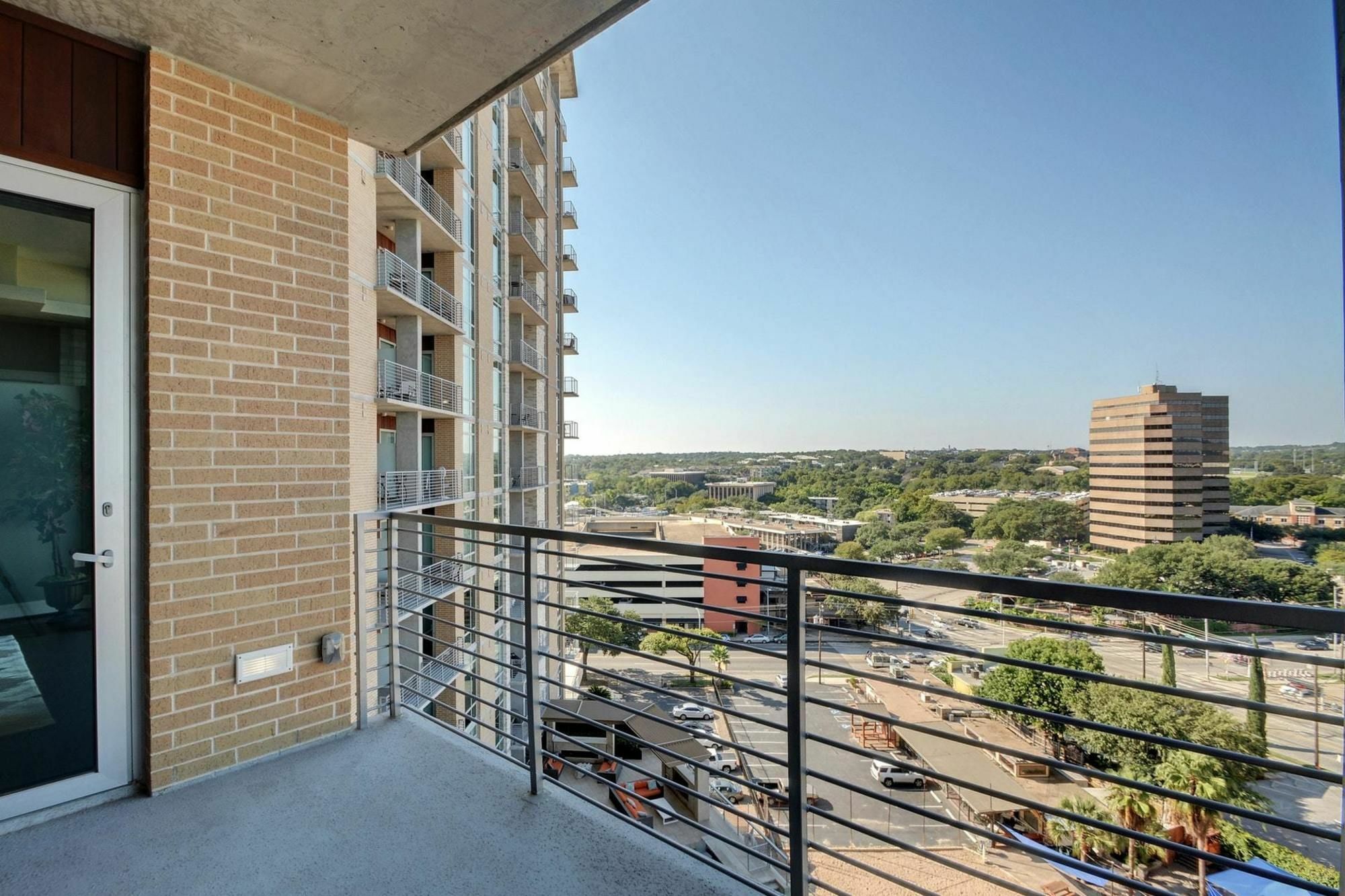 214 Barton 1br 2br Austin