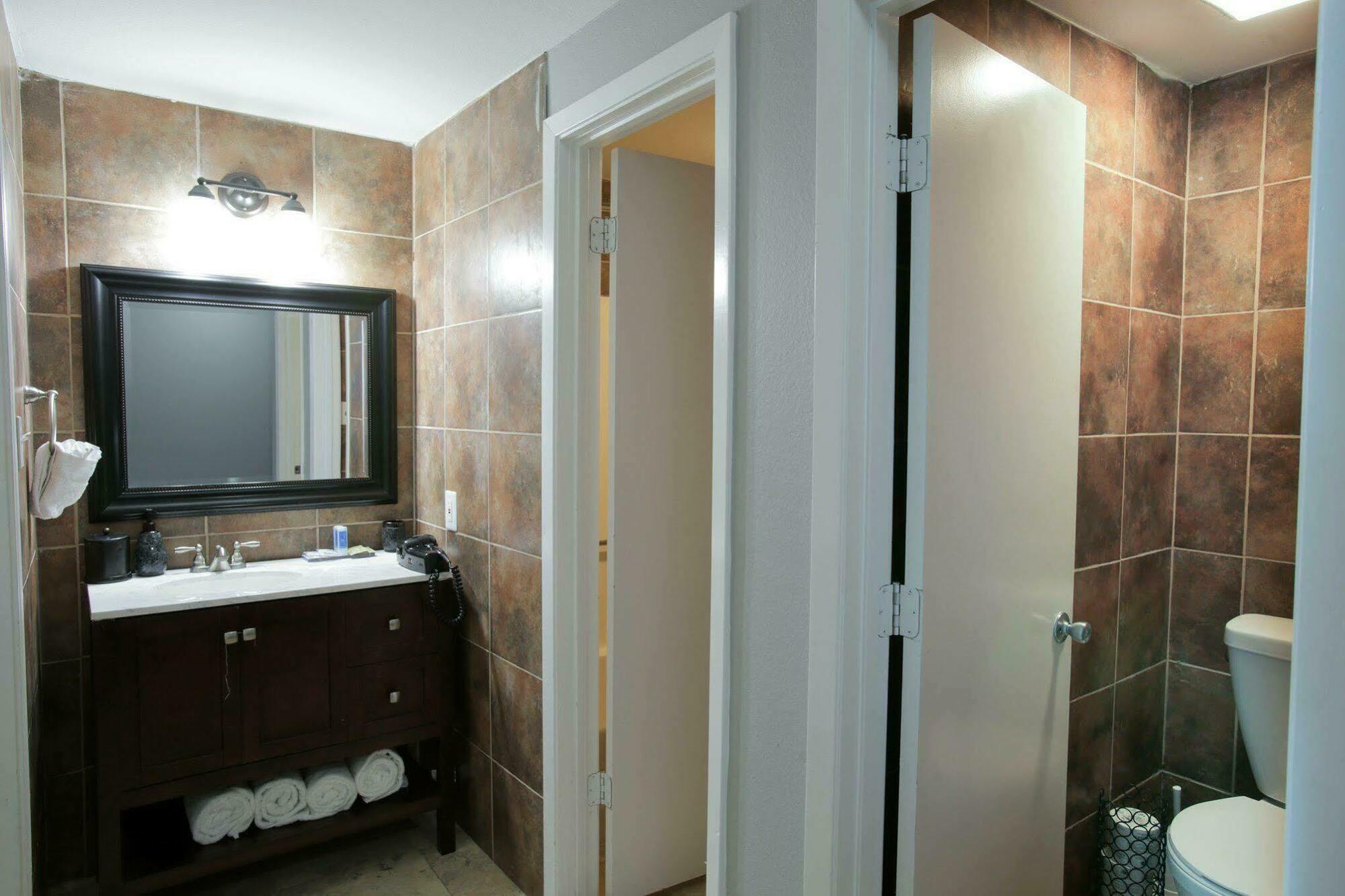 Hotel Scottish Downtown