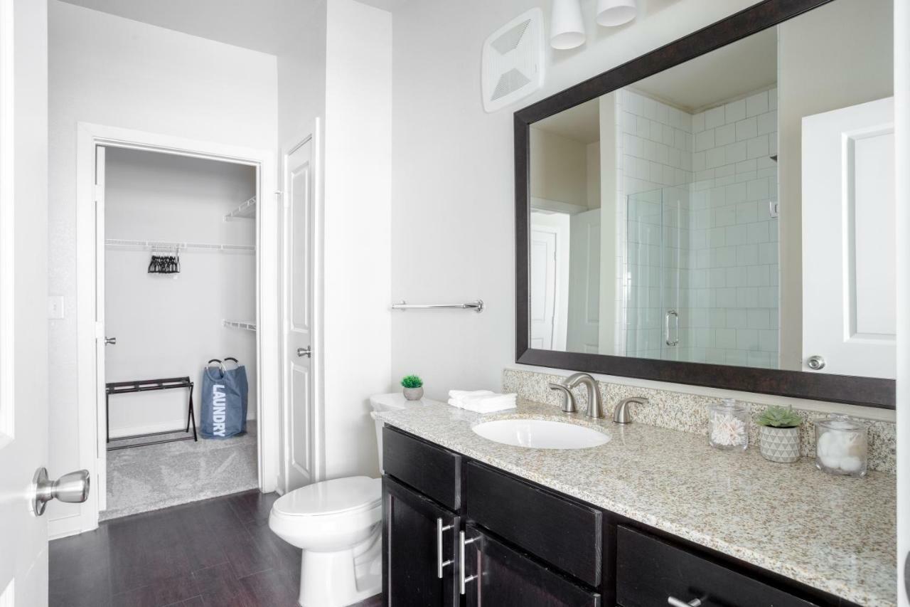 Locale Eastside 4*