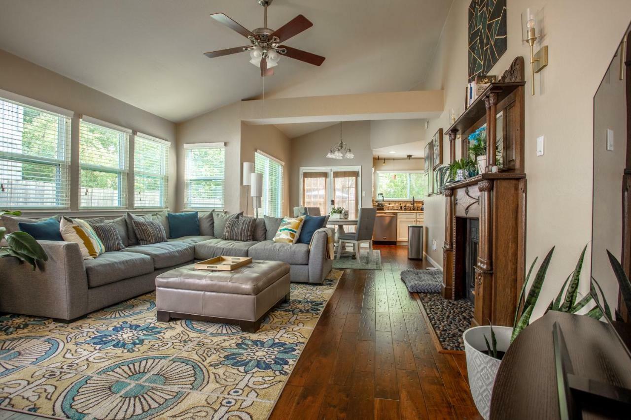 Comfortable, Family And Business Friendly 2bd/2ba House In North * Austin