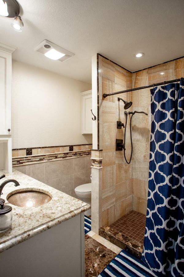 Comfortable, Family And Business Friendly 2bd/2ba House In North Austin