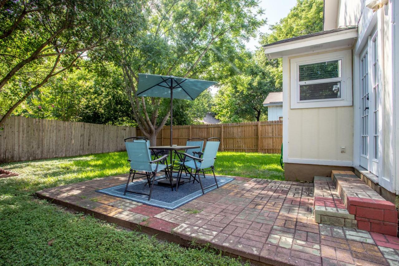 Comfortable, Family And Business Friendly 2bd/2ba House In North Austin