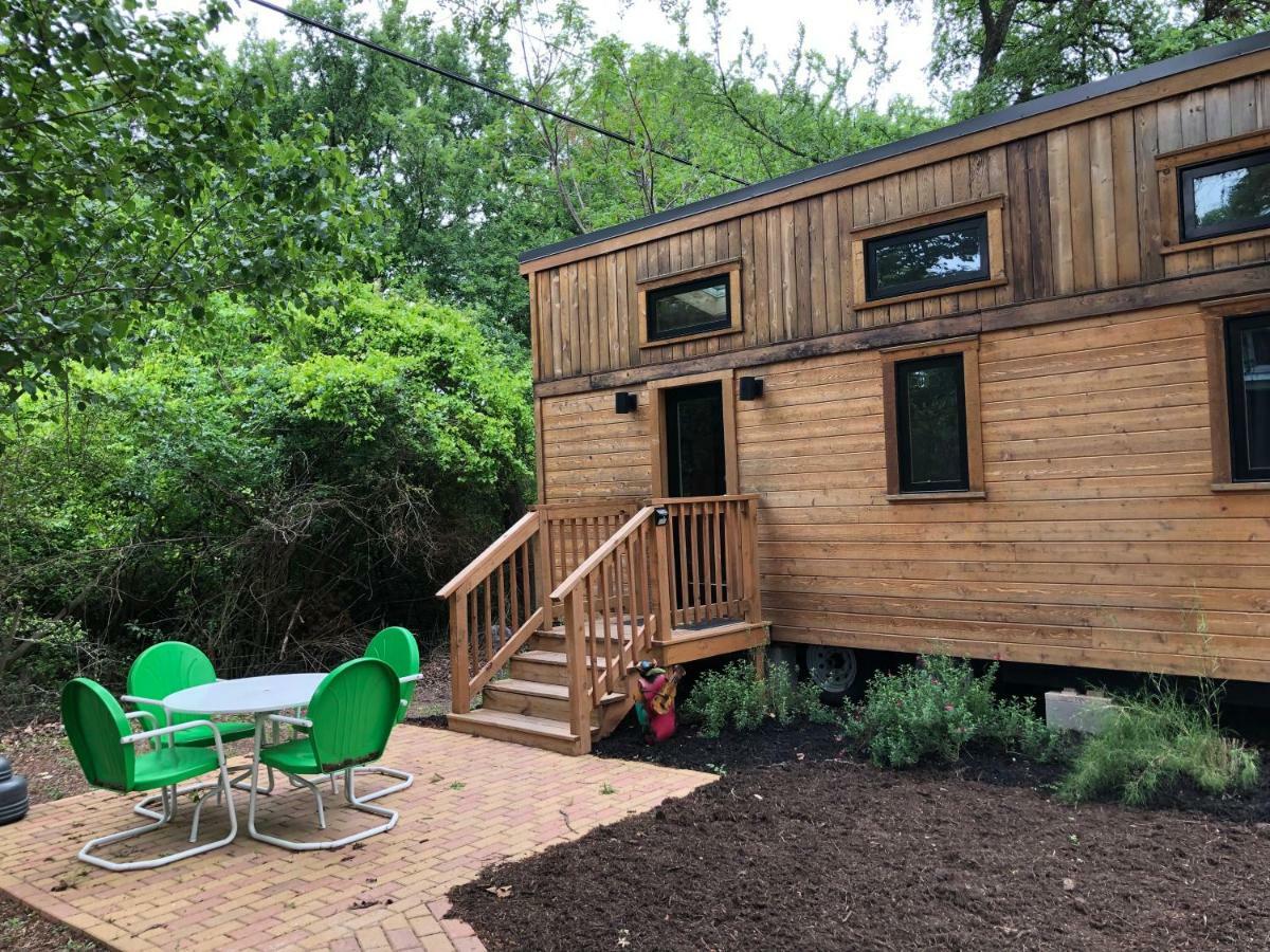 Austin's Original Tiny Hotel/ Oak Forest 4*