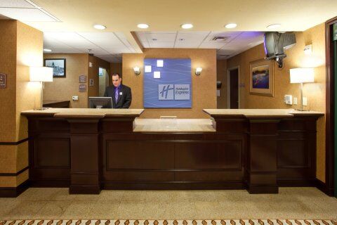 Express & Sw - Sunset Valley, And Ihg 3*