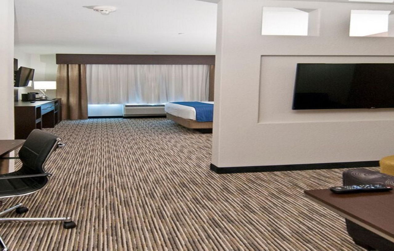 Airport By Ihg Hotel