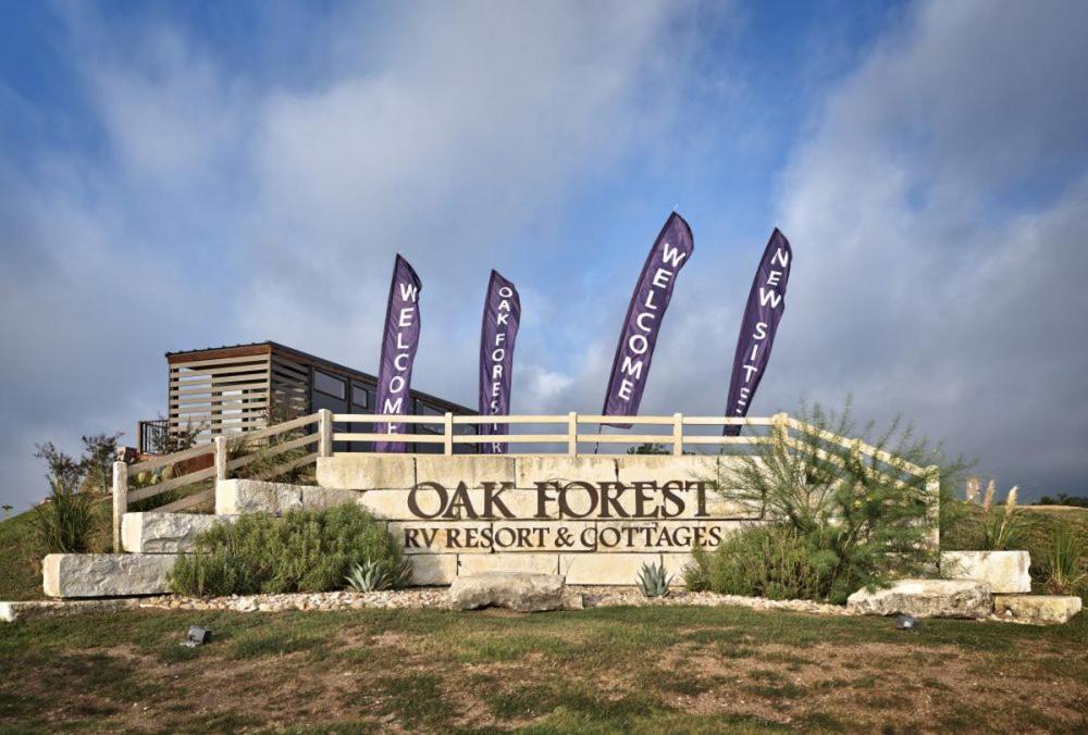Austin's Original Tiny Hotel/ Oak Forest 4*