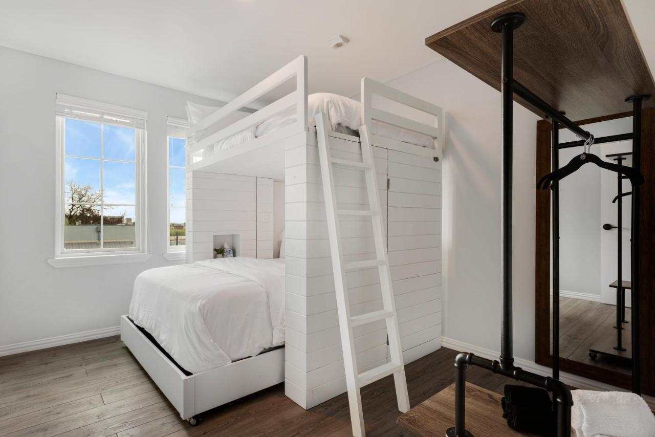 Aparthotel Cahoots *