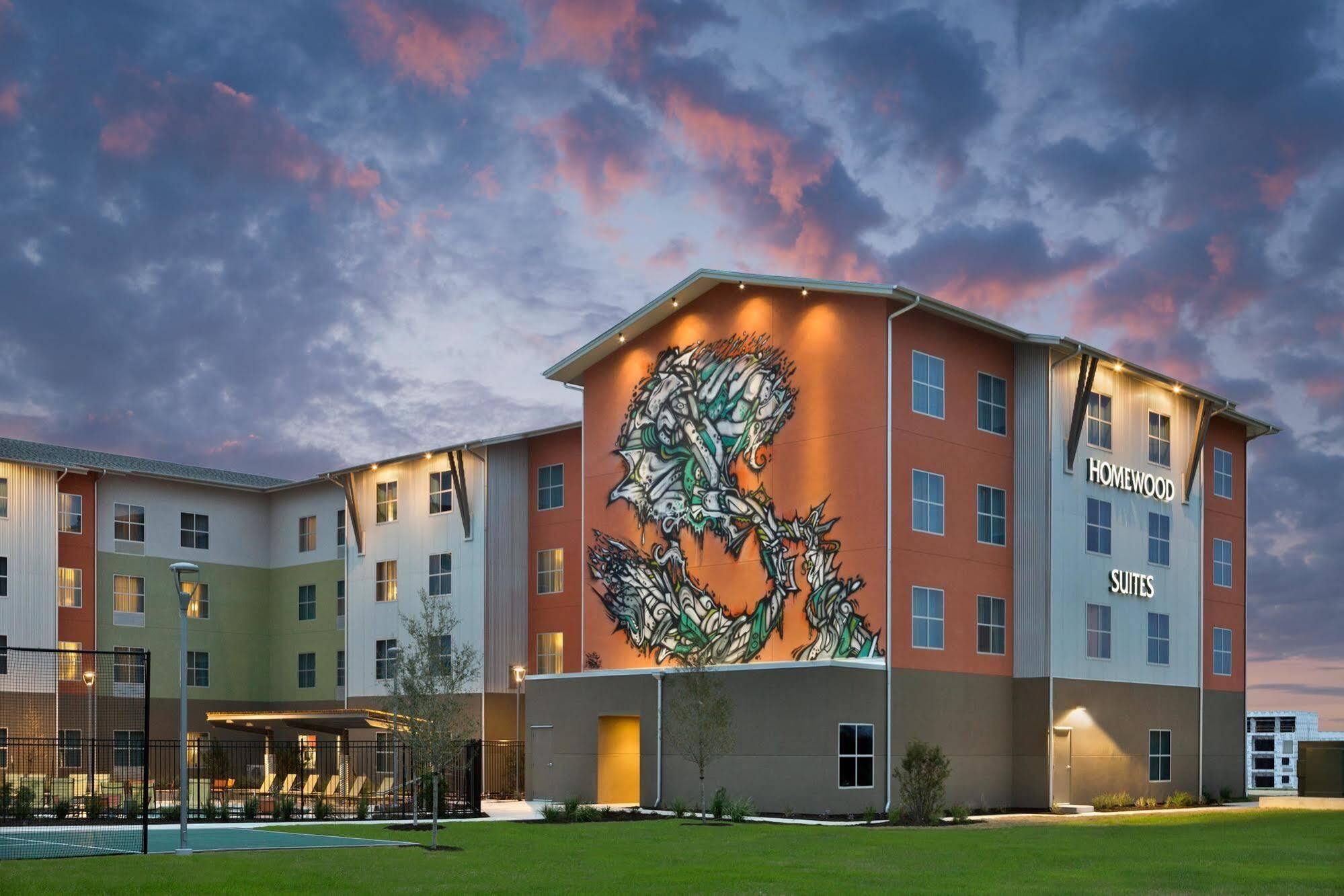 Hotel Homewood Techridge Parmer @ I-35 3*