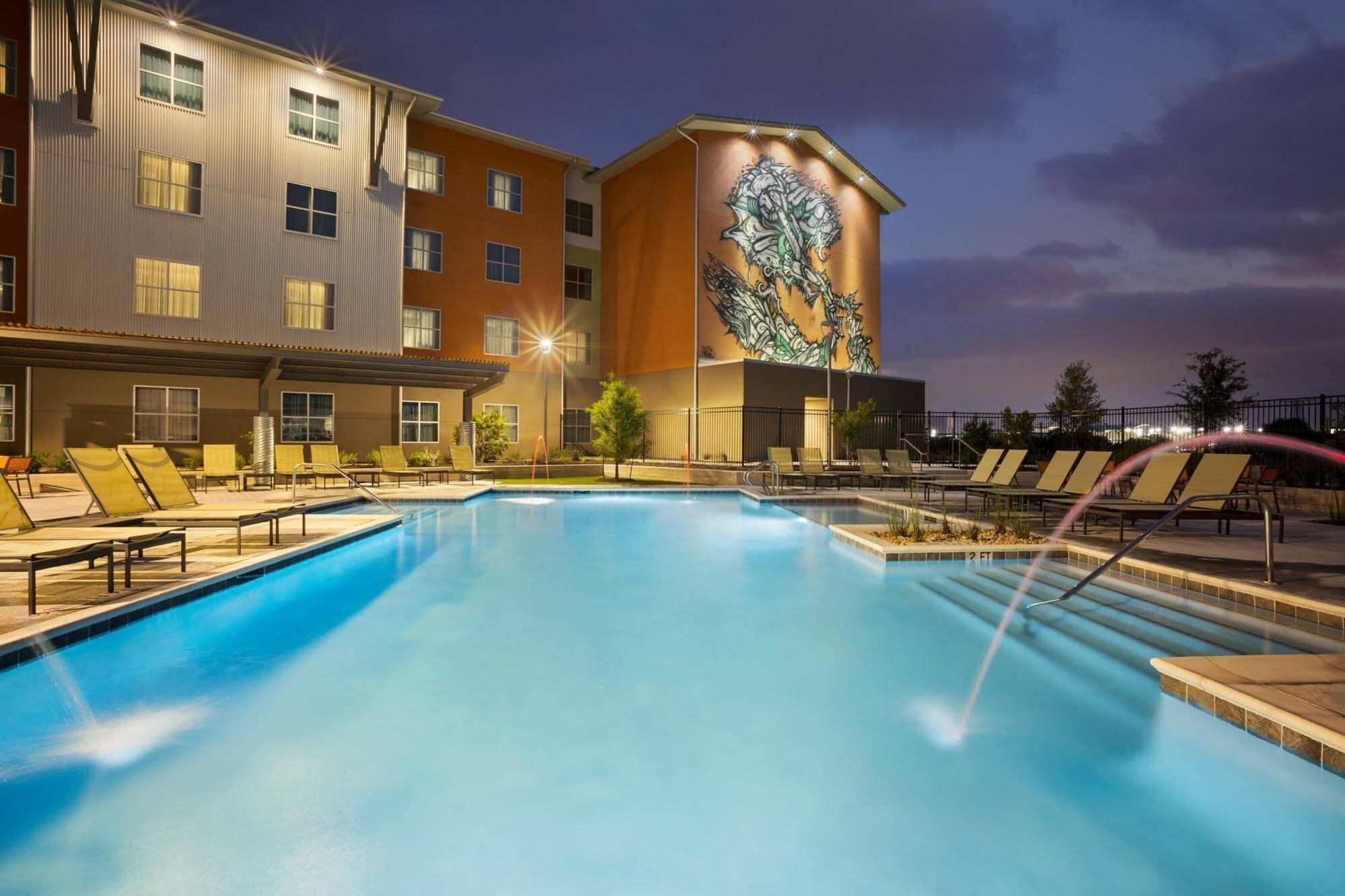 Hotel Homewood Techridge Parmer @ I-35 Austin