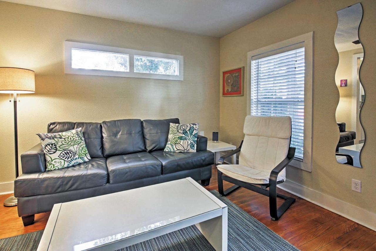 Trendy Soul Walk To South Congress! Holiday home Austin