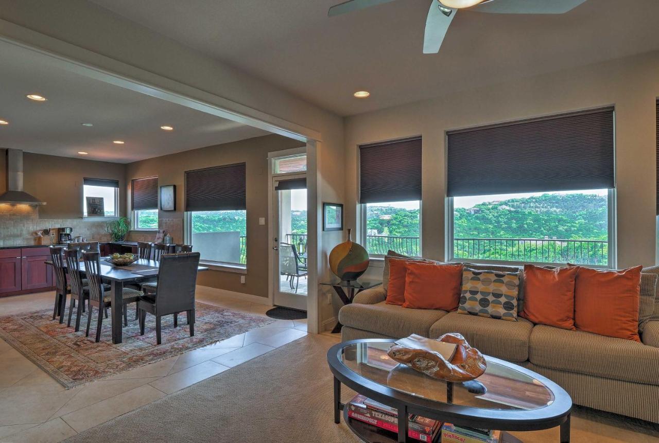 Chic With Infinity Pool 10 Mi To Downtown! Holiday home