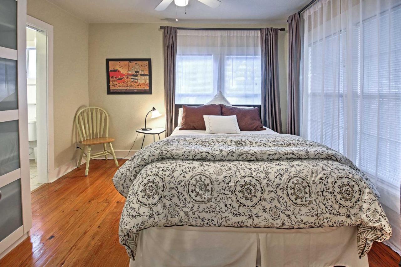 Trendy Soul Walk To South Congress! Holiday home Austin