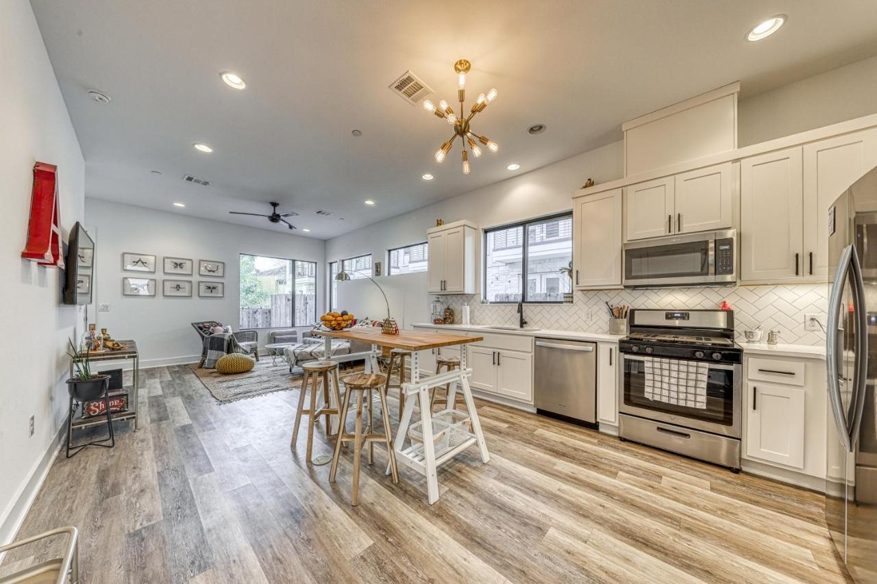 St Johns Apartment Austin