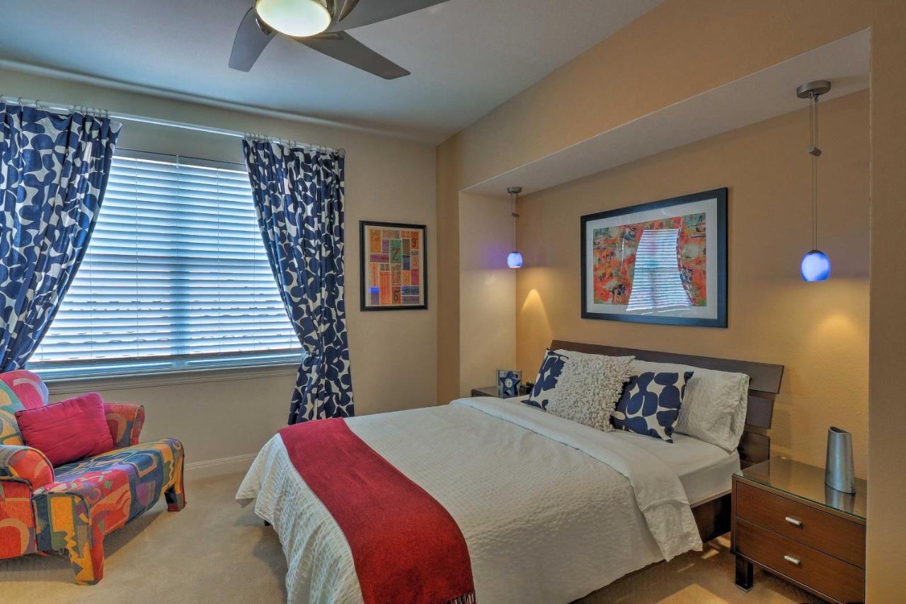 Chic With Infinity Pool 10 Mi To Downtown! *