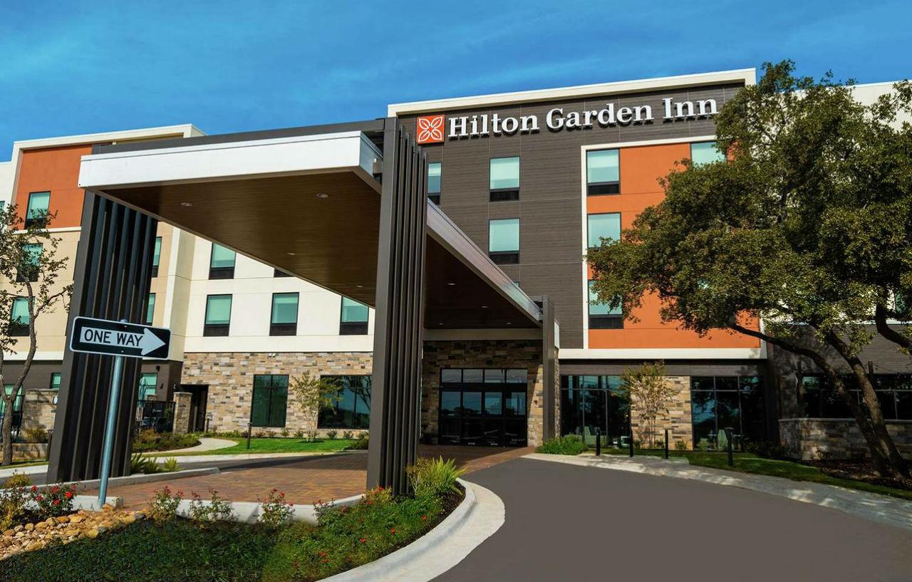 Hilton Garden Cedar Park 3*
