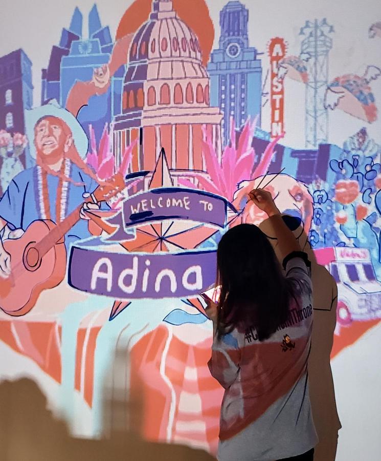 Adina 2*