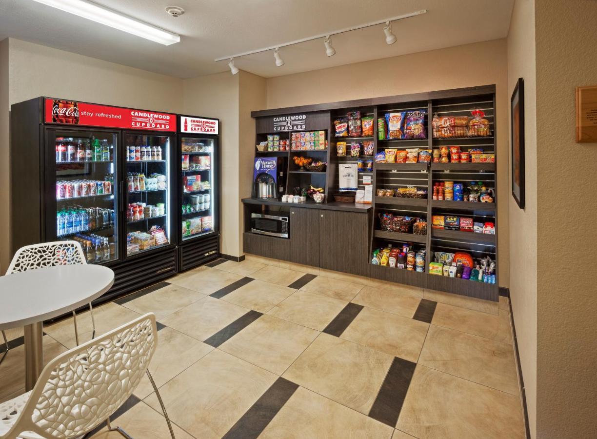 Hotel Candlewood - Airport By Ihg