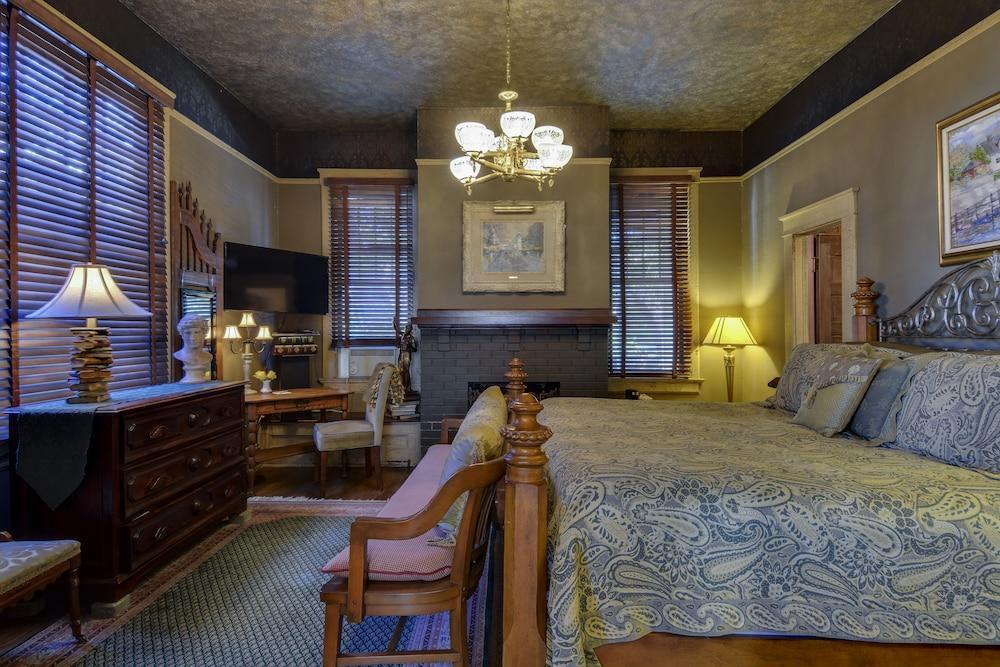 Hotel Austin's At Pearl Street 4*