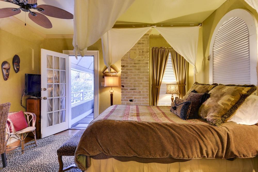 Austin's At Pearl Street Hotel 4*