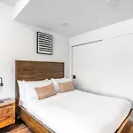 Mint House At The Hatchery - Austin