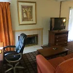 Orangewood Suites University