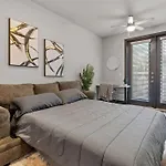 Modern 1Br Retreat Pool Free Wi-Fi Free Parking