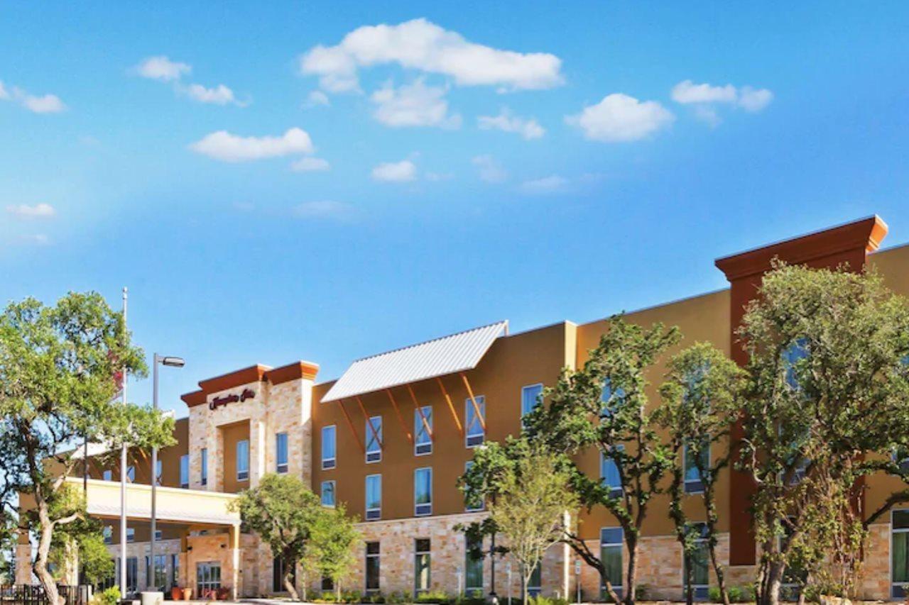 Hotel Hampton Oak Hill
