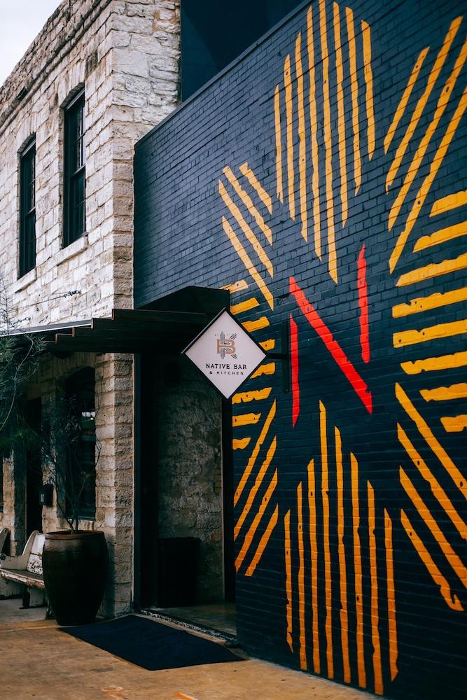 Native Hostel *