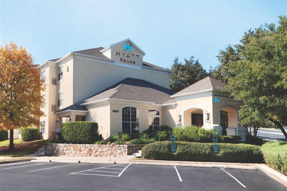 Hyatt House Arboretum Hotel 3*
