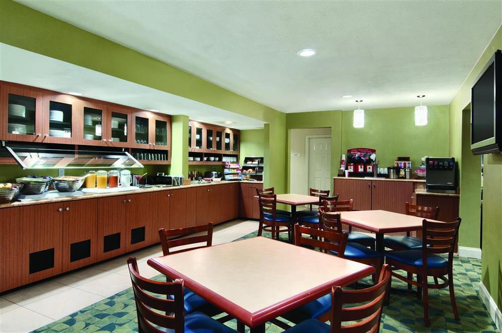 Hyatt House Arboretum Hotel